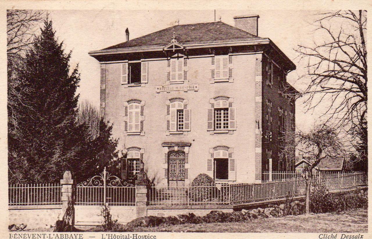 Aux Cieux Apartamento Bénévent-lʼAbbaye Exterior foto